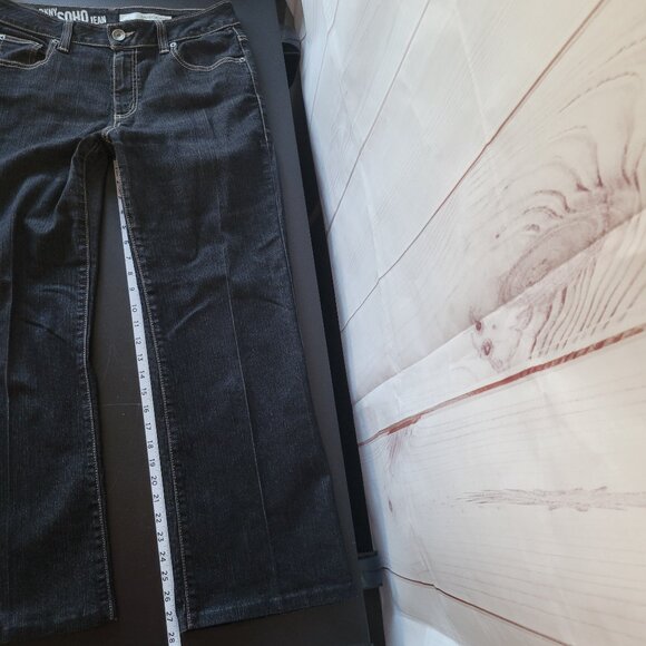 DKNY SOHO Jeans, Women’s 12, Embroidered Pockets and Button Detail, Cotton Jeans - Picture 14 of 14